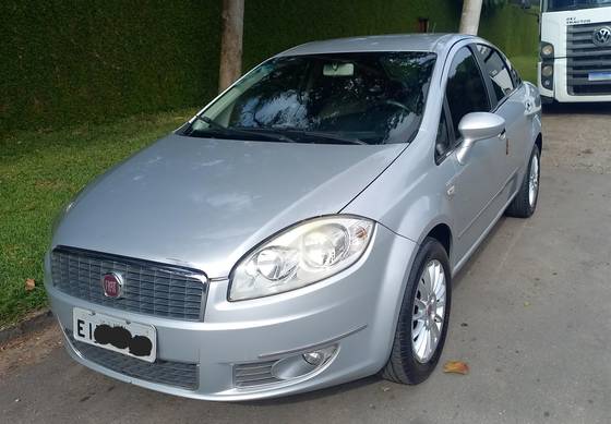 FIAT LINEA 1.9 MPI ABSOLUTE 16V FLEX 4P AUTOMATIZADO